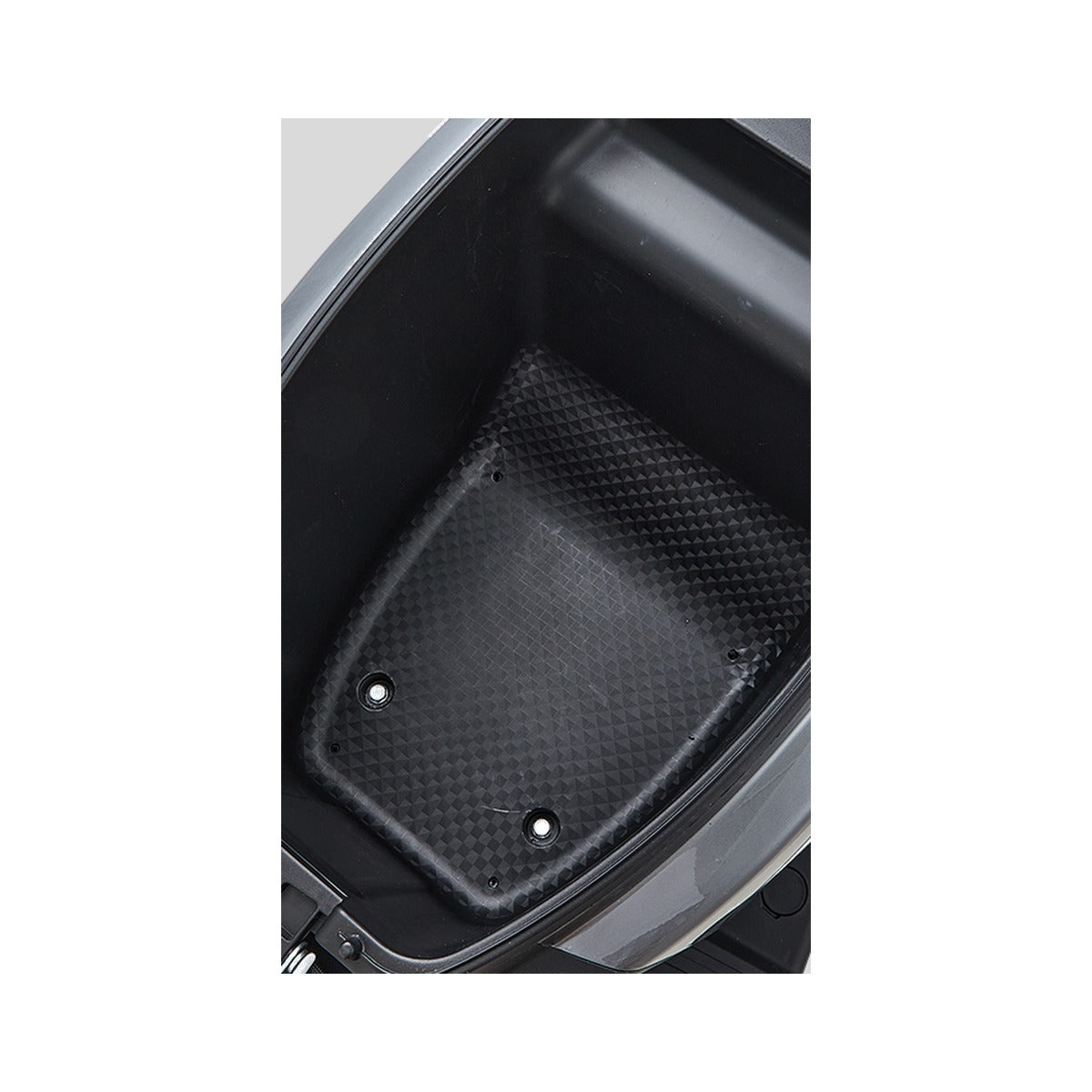 Moto Eléctrica REVOO A10 — baúl bajo el asiento
